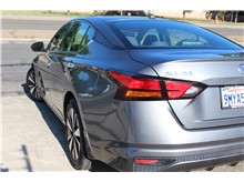 2021 Nissan Altima 2.5 SV Sedan 4D Thumbnail 8