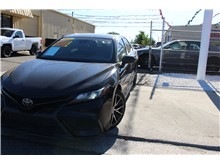 2021 Toyota Camry SE Sedan 4D Thumbnail 3