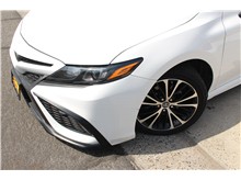 2021 Toyota Camry SE Sedan 4D Thumbnail 4