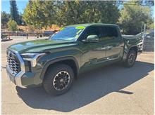 2022 Toyota Tundra CrewMax * 1-Owner Crew Max 4X4! * Thumbnail 6
