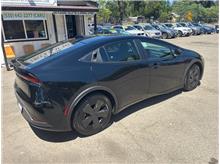 2023 Toyota Prius LE Hatchback 4D Thumbnail 3
