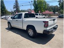 2022 Nissan Frontier King Cab *One Owner, Clean Carfax* Thumbnail 6