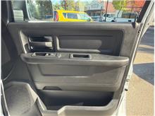 2021 Ram 1500 Classic Crew Cab Tradesman Pickup 4D 5 1/2 ft Thumbnail 12