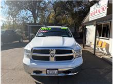 2021 Ram 1500 Classic Crew Cab Tradesman Pickup 4D 5 1/2 ft Thumbnail 3