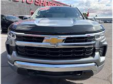2023 Chevrolet Silverado 1500 Crew Cab LT Pickup 4D 5 3/4 ft Thumbnail 2