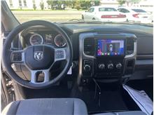 2021 Ram 1500 Classic Crew Cab SLT Pickup 4D 5 1/2 ft Thumbnail 11