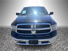 2021 Ram 1500 Classic Crew Cab SLT Pickup 4D 5 1/2 ft Thumbnail 8