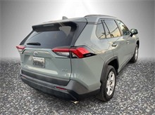 2020 Toyota RAV4 XLE Sport Utility 4D Thumbnail 5