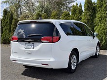 2023 Chrysler Voyager LX Van 4D Thumbnail 7