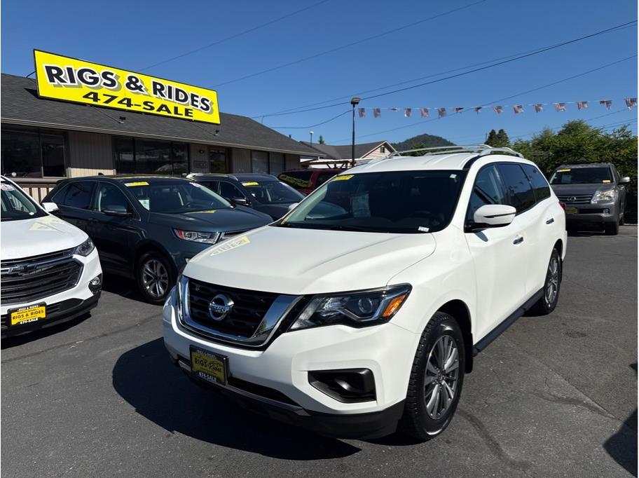 2020 Nissan Pathfinder 3rd Row Seating for 7 AWD Great MPG! Clean Carfax!