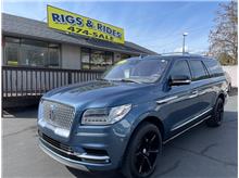 2019 Lincoln Navigator L Luxurious Style! 4x4! Amazing MPG! Low Miles!