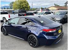2020 Toyota Corolla Awesome MPG CLEAN CARFAX Low MILES & fun to drive! Thumbnail 5