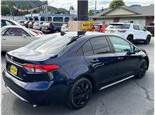 2020 Toyota Corolla Awesome MPG CLEAN CARFAX Low MILES & fun to drive! Thumbnail 9