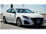 2024 Nissan Altima 2.5 S Sedan 4D Thumbnail 3