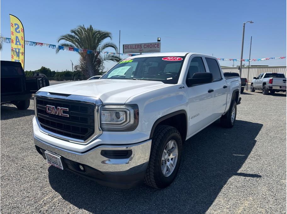 2018 GMC Sierra 4WD Crew Cab Short Box's photo
