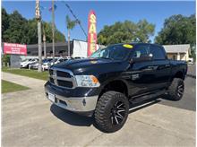 2022 Ram 1500 Classic Crew Cab SLT Pickup 4D 5 1/2 ft