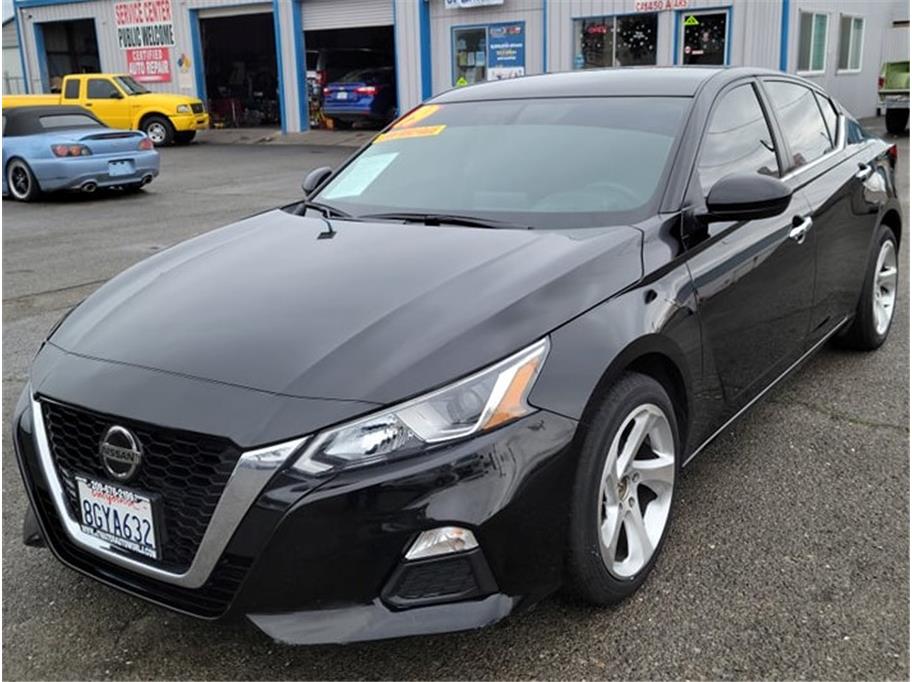 2019 Nissan Altima from Atwater Auto World