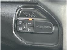 Vehicle Thumb #28