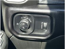 Vehicle Thumb #29