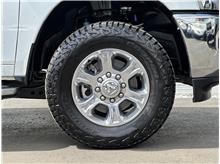 Vehicle Thumb #30