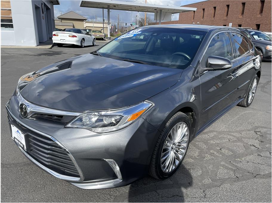 2017 Toyota Avalon from High Road Autos