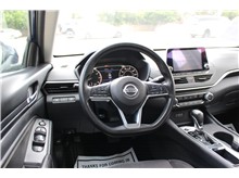 Vehicle Thumb #15