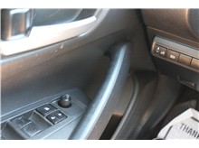Vehicle Thumb #30