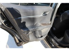 Vehicle Thumb #16