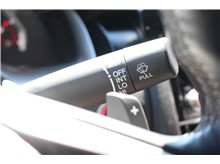 Vehicle Thumb #28
