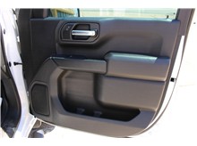Vehicle Thumb #22