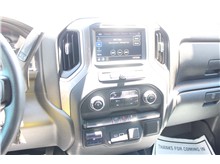 Vehicle Thumb #31