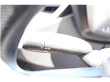 Vehicle Thumb #27