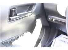 Vehicle Thumb #30