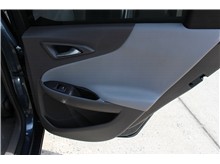 Vehicle Thumb #18