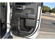 Vehicle Thumb #19