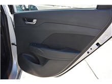 Vehicle Thumb #18