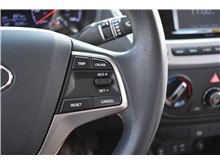 Vehicle Thumb #26