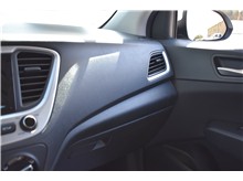 Vehicle Thumb #35