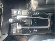 Vehicle Thumb #22