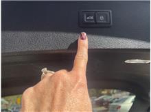 Vehicle Thumb #9
