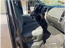 Vehicle Thumb #23