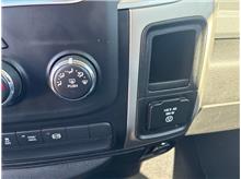 Vehicle Thumb #37