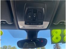 Vehicle Thumb #20