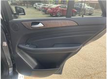 Vehicle Thumb #9