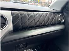 Vehicle Thumb #37
