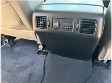 Vehicle Thumb #23