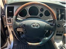 Vehicle Thumb #32