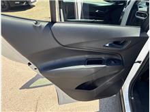 Vehicle Thumb #19