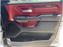 Vehicle Thumb #13