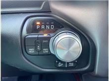 Vehicle Thumb #25